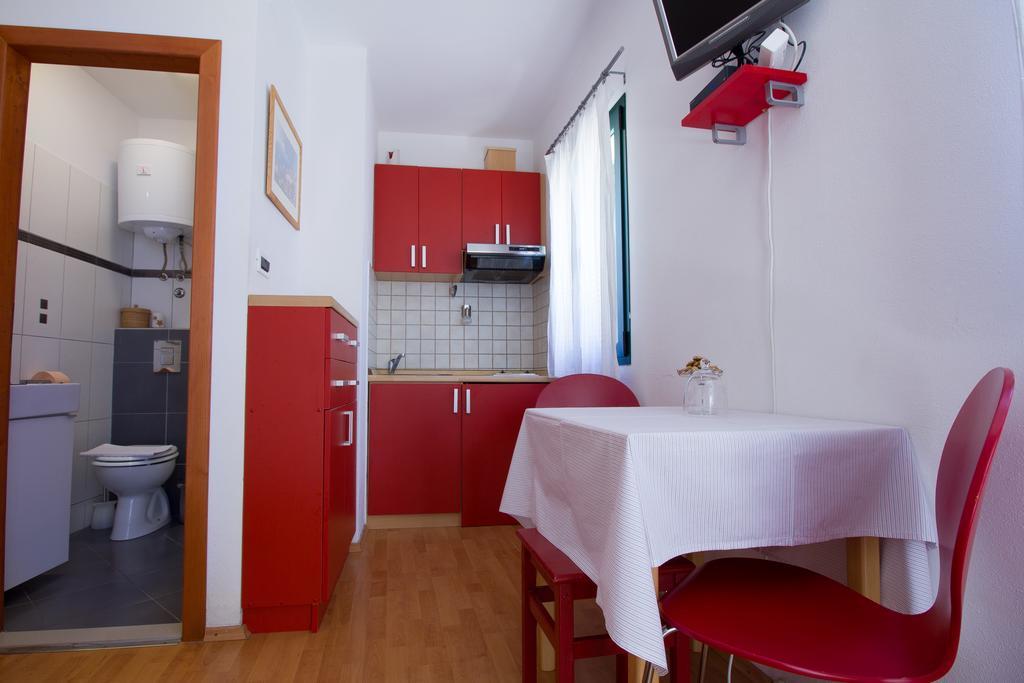 Apartments Petrinic Crnogaj Baška Zewnętrze zdjęcie