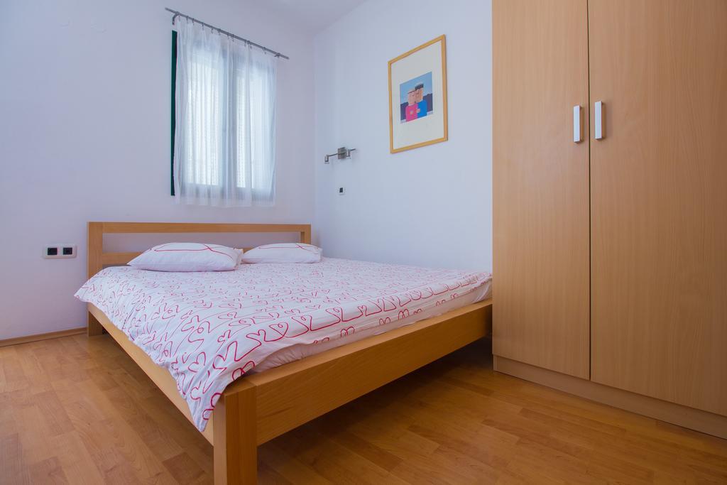 Apartments Petrinic Crnogaj Baška Zewnętrze zdjęcie